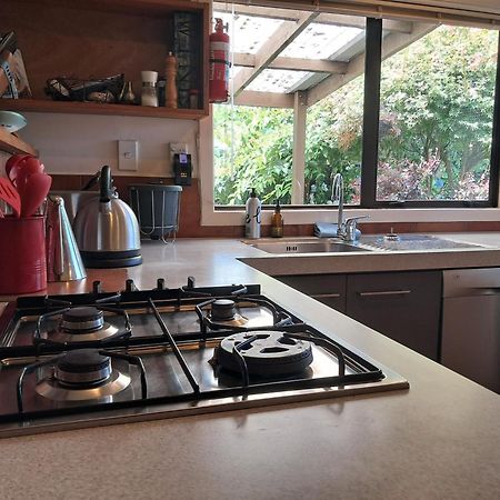 Secret Cottage Waitara Ngoại thất bức ảnh