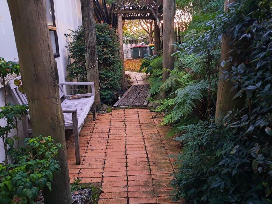 Secret Cottage Waitara Ngoại thất bức ảnh