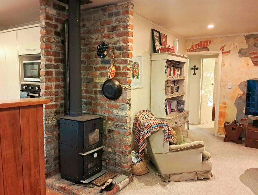 Secret Cottage Waitara Ngoại thất bức ảnh